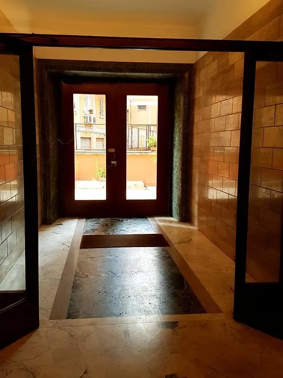 Domusaurea 1974 Bed & Breakfast Rome